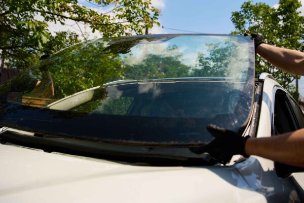 Windscreen Replacement: 7 Signs Your Car Needs a New Windscreen