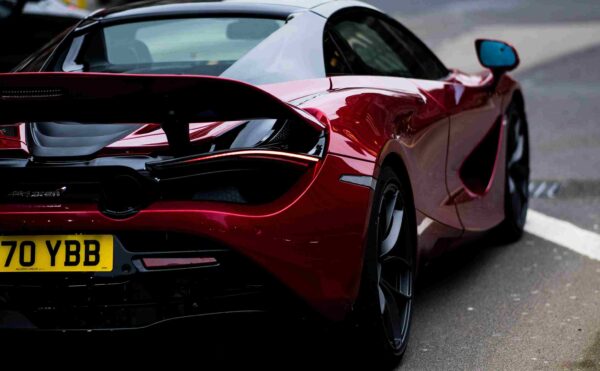 Daily Car Rental: Which Car Fits Your Day in Dubai?